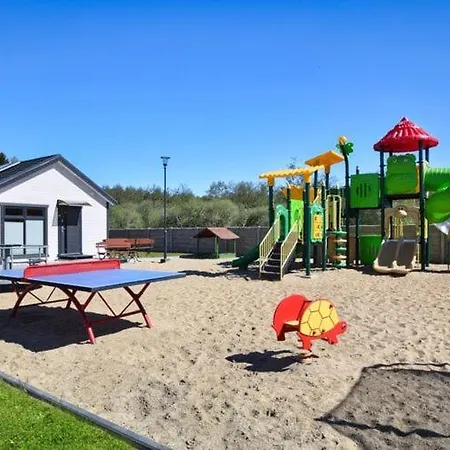 Cozy Homes For 4 People, Azy *