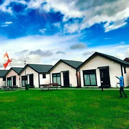 Cozy Homes For 4 People, Azy Holiday home *