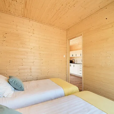 Comfortable, Single-story Homes * Łazy