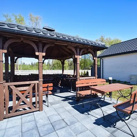 Comfortable, Single-story Homes Łazy