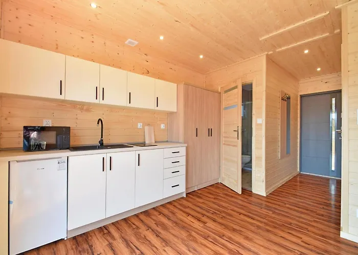 Comfortable, Single-story Homes